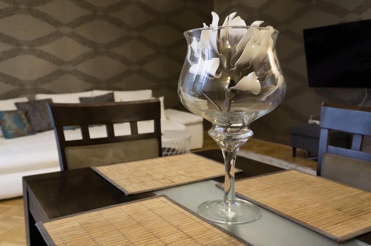Premium Apartment By Hi5 - Lendvay Palace Budapest Extérieur photo